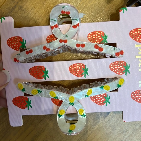 ๐๐Piper K Hair Clips with Cherries and Pineapples!! ๐๐ - Picture 3 of 5